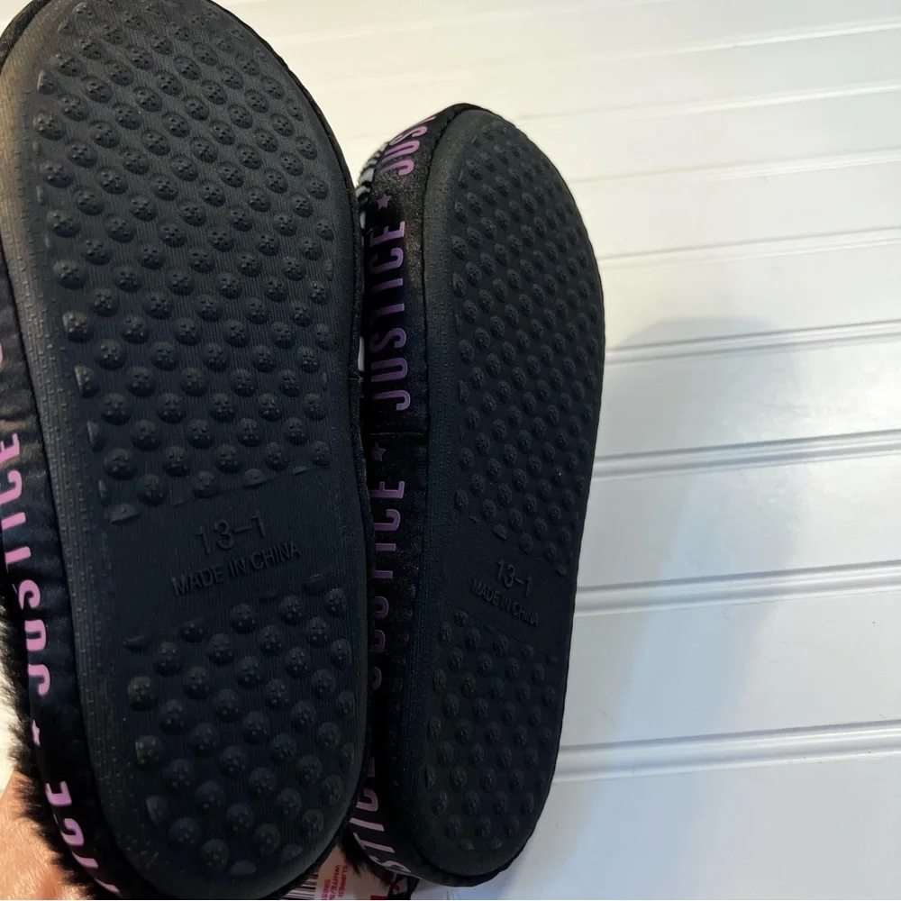 Justice Girls Plush Slippers Size 13-1 NWT Graffiti Love Yourself